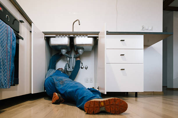 Professional Leak Detection technician working in Lake City, AR